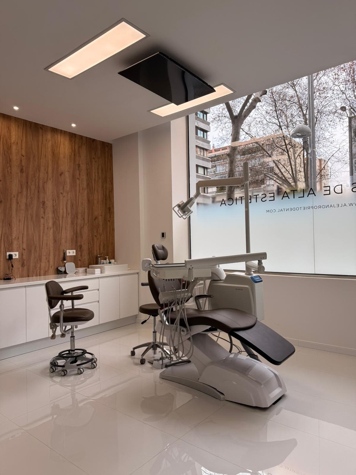 Dental consultation with patient